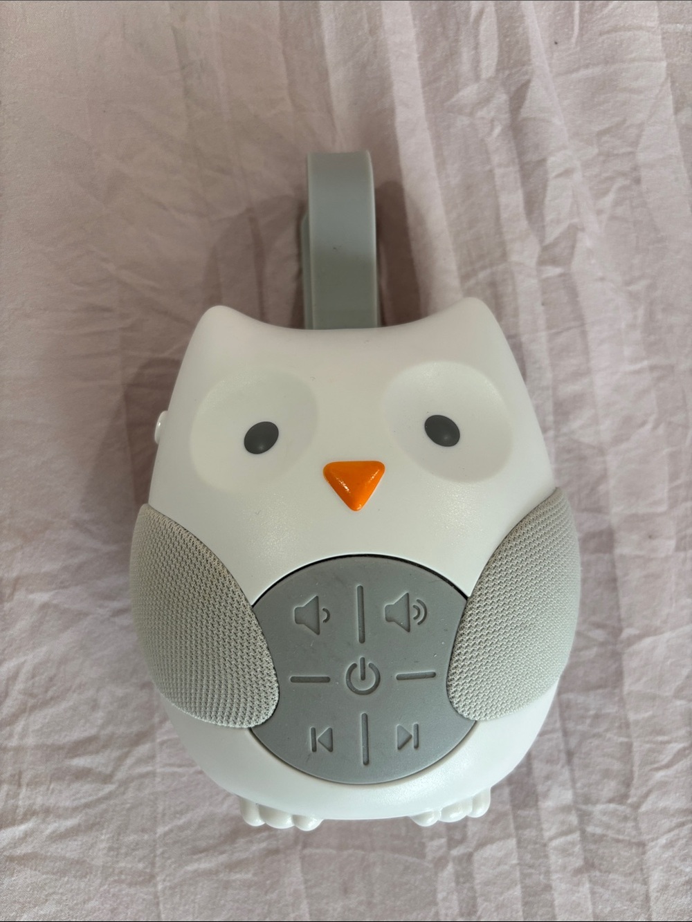 Skip Hop White and Gray Owl Bath Speaker